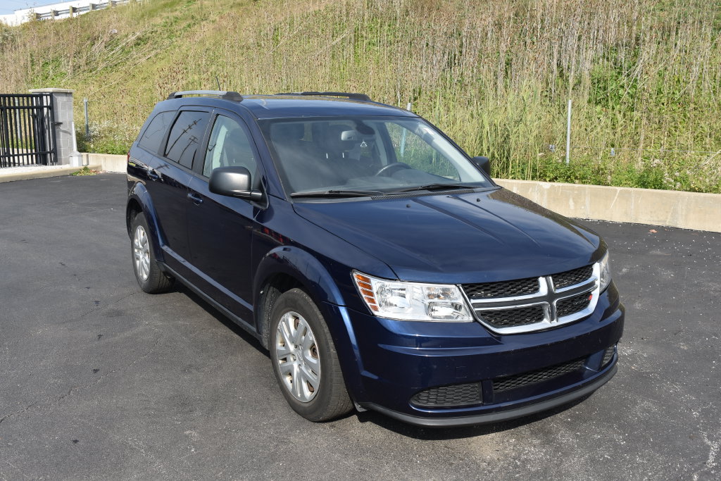 Used 2018 Dodge Journey SE w/ Connectivity Group FWD 360° Tour