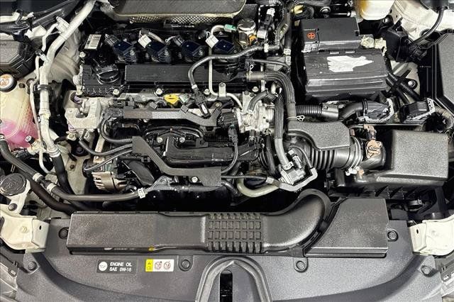 Used 2020 Toyota Corolla SE w/ Carpet Mat Package (TMS) FWD image 27