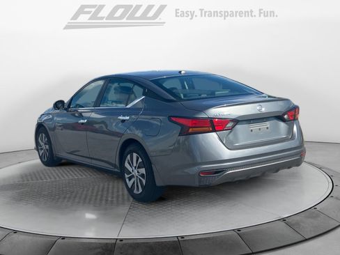 Used 2019 Nissan Altima 2.5 S FWD image 6