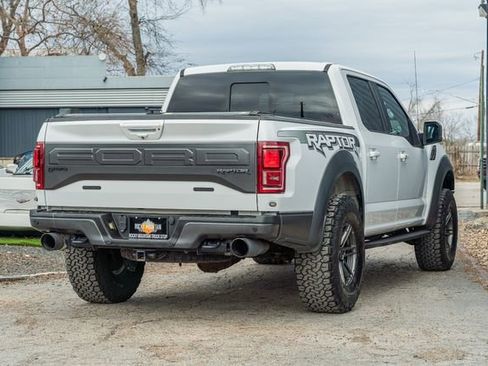 Used 2018 Ford F150 Raptor w/ Equipment Group 802A Luxury image 6