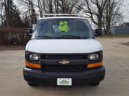 Used 2015 Chevrolet Express 2500 RWD 2500 135 image 3