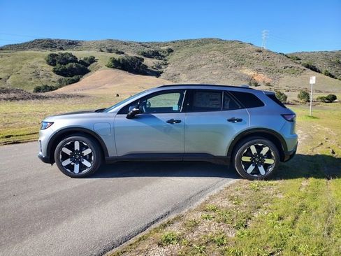 New 2026 Honda Prologue Touring image 4