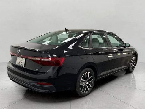 New 2026 Volkswagen Jetta SE image 3