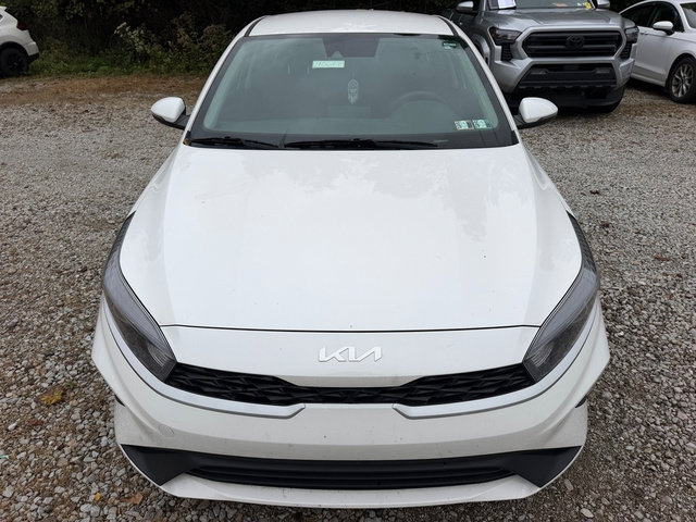 Used 2023 Kia Forte LXS w/ LXS Technology Package FWD image 8