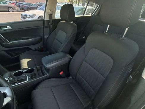 Used 2021 Kia Sportage LX AWD/4WD image 11