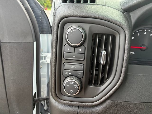 Used 2025 Chevrolet Silverado 2500 W/T AWD/4WD image 45