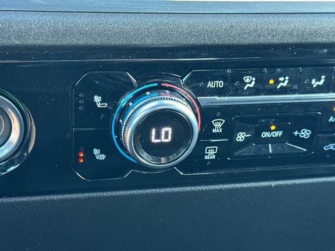 Certified 2023 GMC Sierra 1500 Elevation image 28