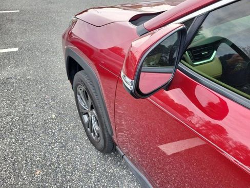 Used 2023 Toyota RAV4 XLE Premium image 18