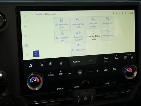 Used 2025 Lexus GX 550 image 14