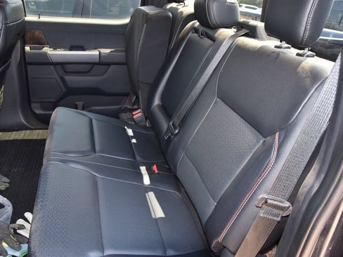 Used 2022 Ford F150 Lariat RWD image 11
