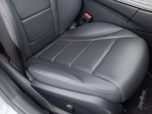 Used 2019 Mercedes-Benz C 300 Sedan image 27