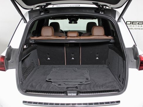 Certified 2024 Mercedes-Benz GLE 350 4MATIC w/ Driver Assistance Package image 9