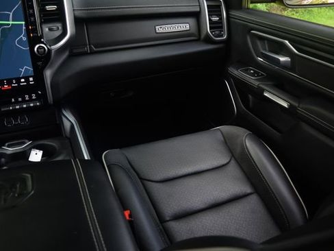 Used 2023 RAM 1500 Laramie AWD/4WD image 13