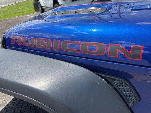 Used 2018 Jeep Wrangler Unlimited Rubicon image 16