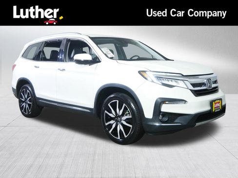 Used 2019 Honda Pilot Touring image 1