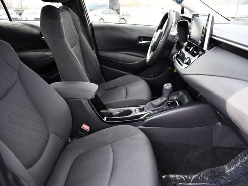 Used 2020 Toyota Corolla LE image 26