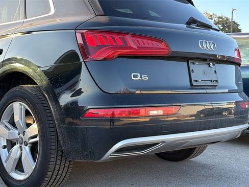 Used 2019 Audi Q5 2.0T Premium w/ Convenience Package image 10