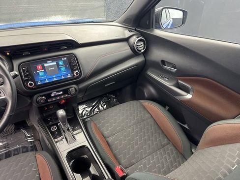 Used 2024 Nissan Kicks SR image 13