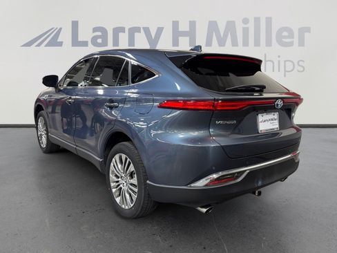 Used 2021 Toyota Venza Limited w/ Advanced Technology Package AWD/4WD image 3