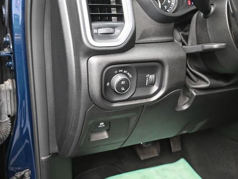 Used 2021 RAM 1500 Big Horn image 13