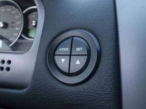 Used 2006 Pontiac GTO image 42