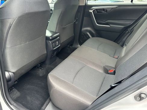 Used 2025 Toyota RAV4 LE AWD/4WD image 14