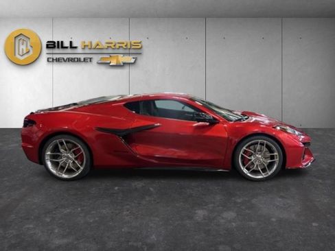 Used 2026 Chevrolet Corvette Z06 RWD image 13