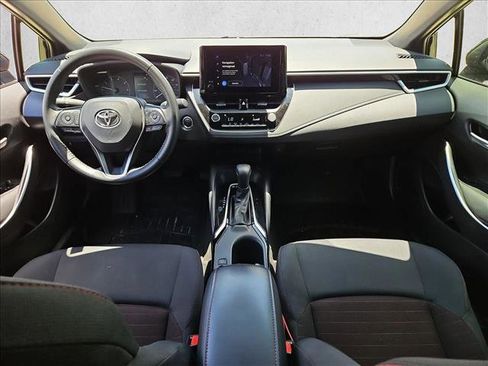 Used 2025 Toyota Corolla SE FWD image 16