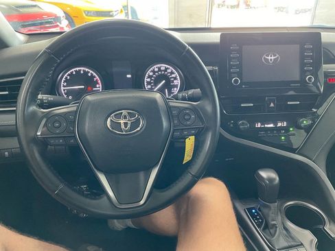 Used 2024 Toyota Camry SE image 28