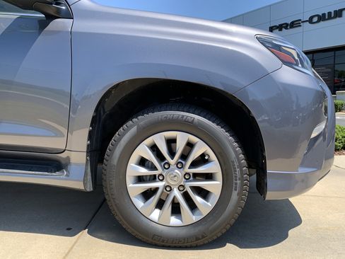 Used 2023 Lexus GX 460 Premium w/ Premium Package AWD/4WD image 13