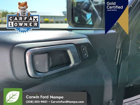 Used 2025 Ford Bronco Outer Banks AWD/4WD image 13
