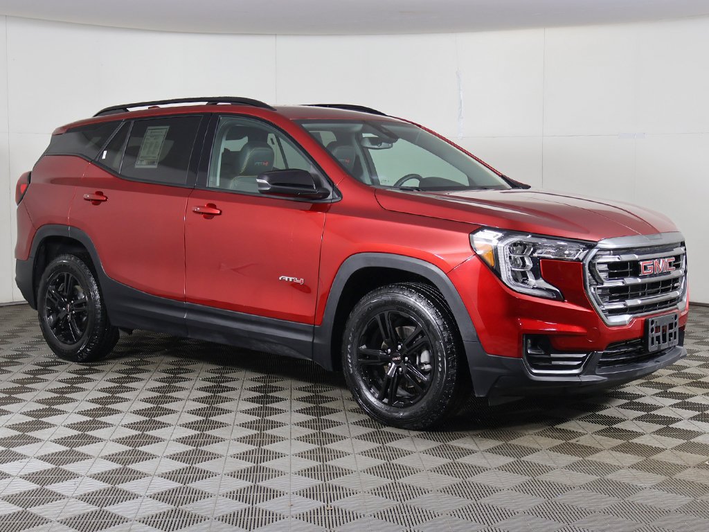 Used 2024 GMC Terrain AT4 w/ LPO, Floor Liner Package AWD/4WD image 46