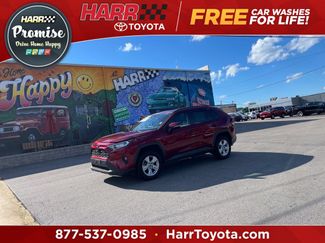 Used 2021 Toyota RAV4 XLE w/ Convenience Package AWD/4WD video 1