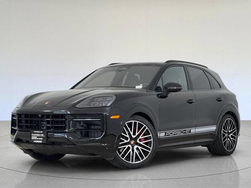 Certified 2026 Porsche Cayenne GTS AWD/4WD image 1