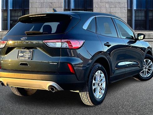 Certified 2022 Ford Escape SE w/ Convenience Package image 11