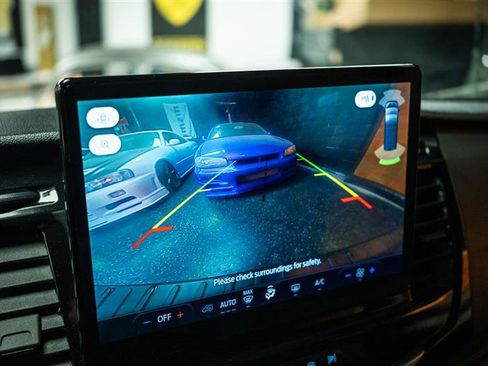 Used 2024 Ford Transit 350 XLT image 19