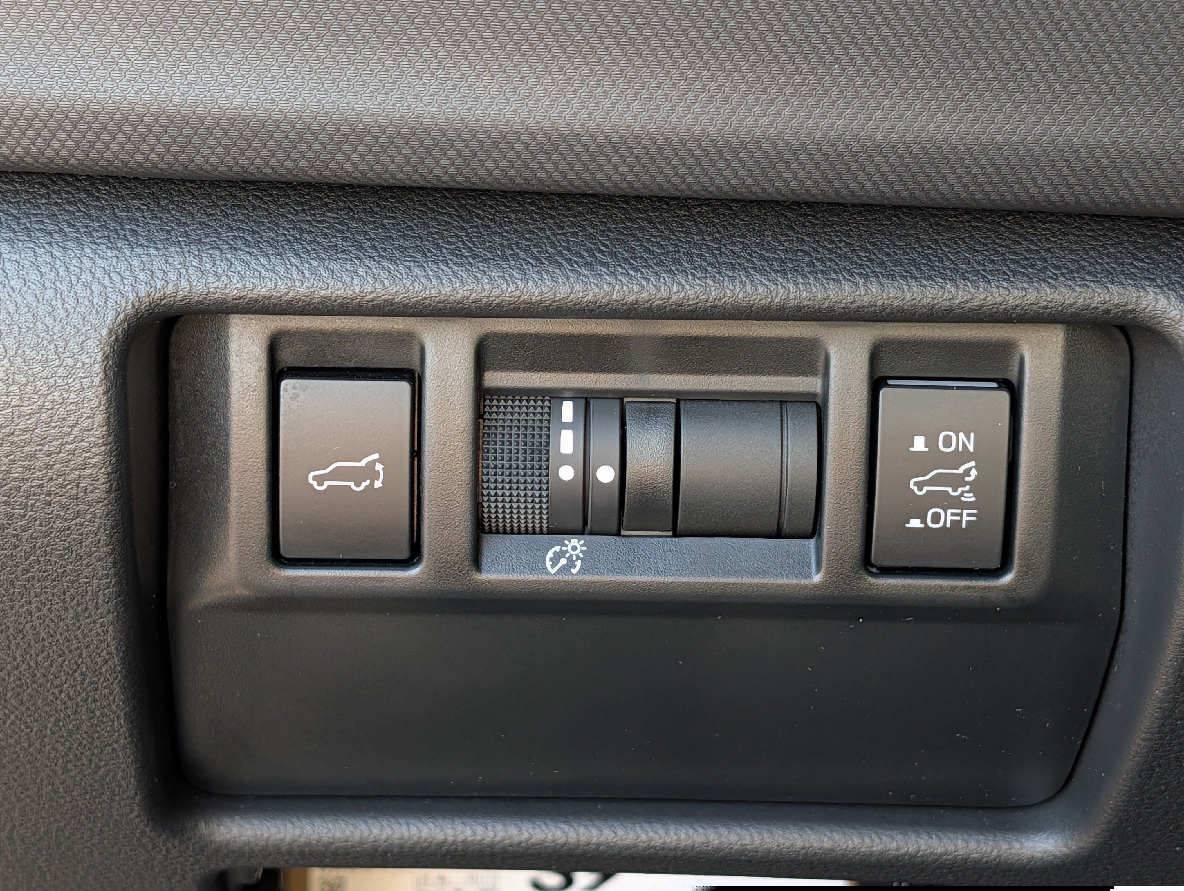 Used 2025 Subaru Forester Premium AWD/4WD image 26