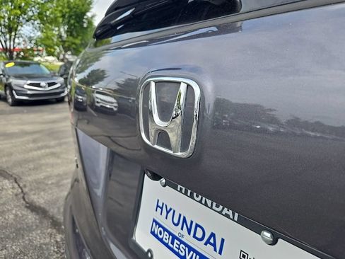 Used 2019 Honda Pilot EX image 12