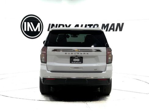 Used 2021 Chevrolet Suburban LT image 5