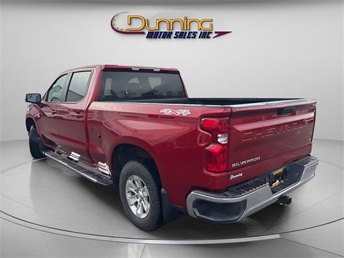 Used 2022 Chevrolet Silverado 1500 LT image 2