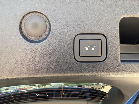 New 2026 Chevrolet Equinox ACTIV w/ Convenience Package III image 13