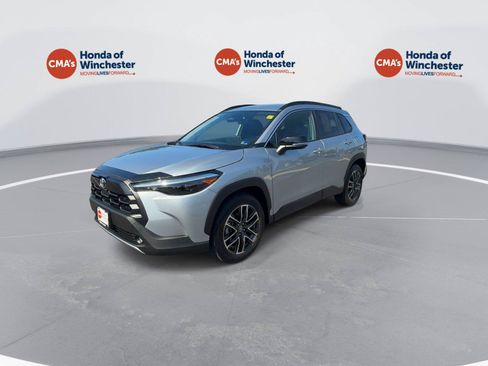 Used 2026 Toyota Corolla Cross XLE AWD/4WD image 4