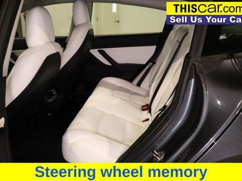 Used 2021 Tesla Model 3 Long Range image 16