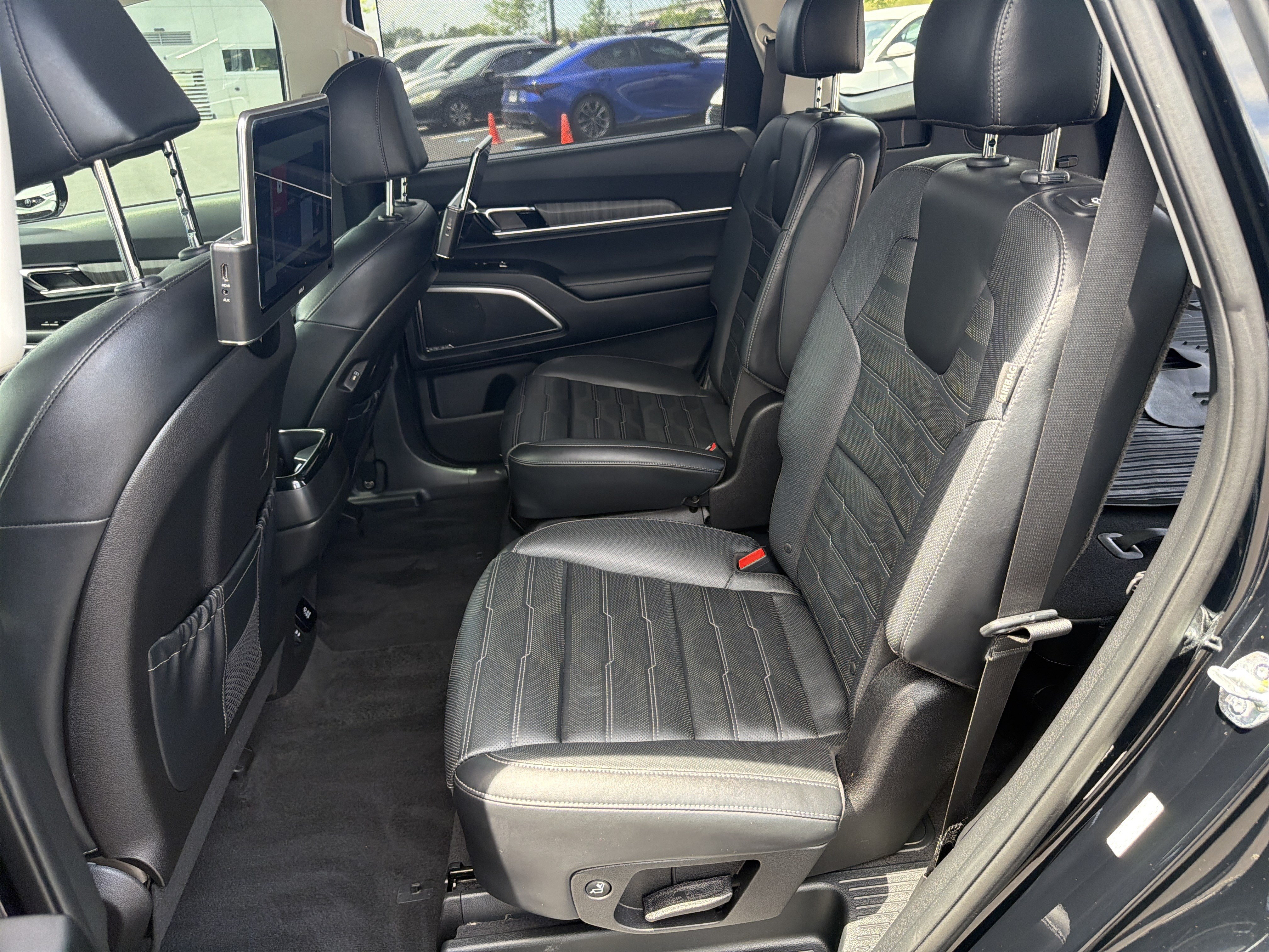 Certified 2023 Kia Telluride SX Prestige AWD/4WD image 20