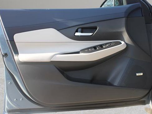 New 2026 Nissan Sentra SL FWD image 15
