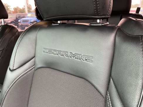 Used 2023 Jeep Wrangler Freedom Edition image 31