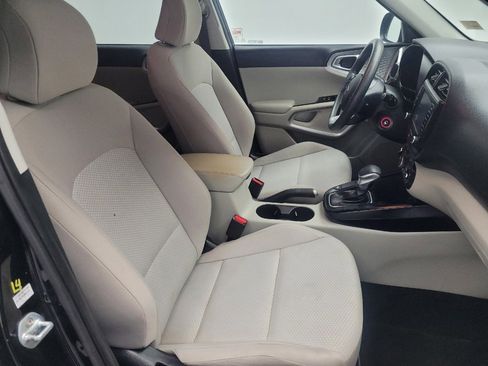 Used 2020 Kia Soul LX image 21