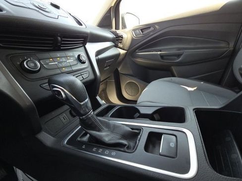 Used 2018 Ford Escape S image 26