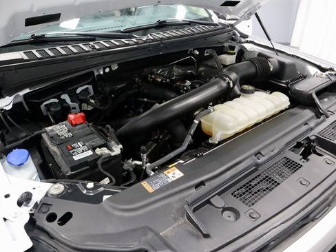 Certified 2024 Ford Expedition Max XLT image 17