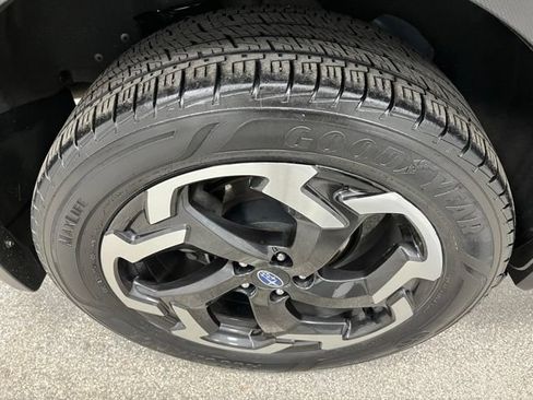 Used 2021 Subaru Crosstrek 2.5i Limited AWD/4WD image 17